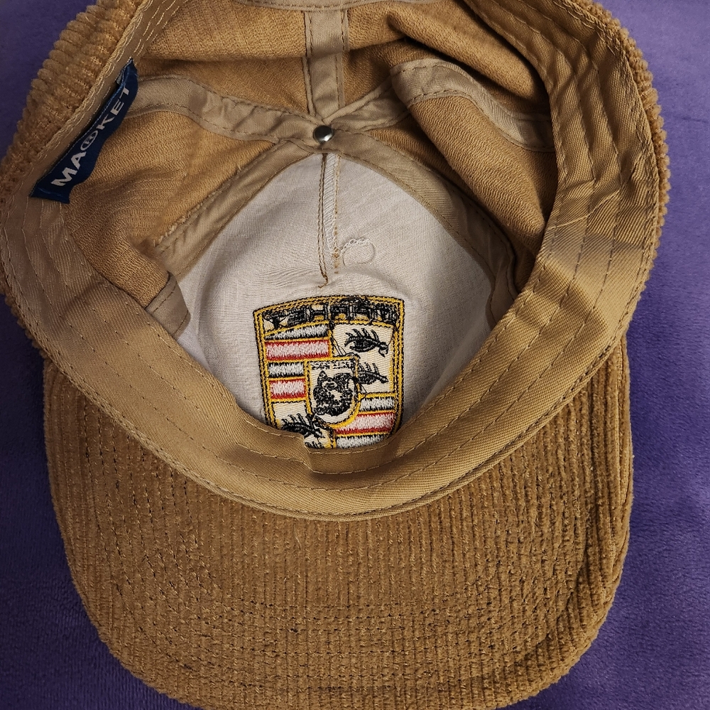 The Market High Performance Hat - Picture 3 of 4